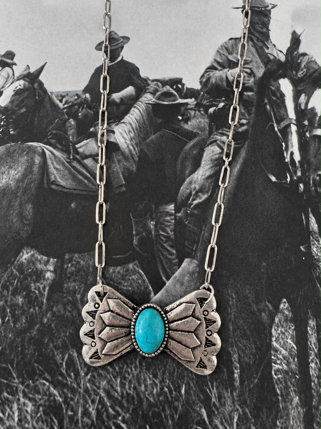 Bowtie Necklace